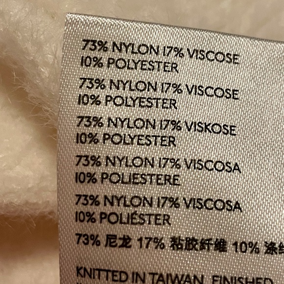 Anthropologie Knit V- Neck Sleeveless Top - Picture 9 of 10